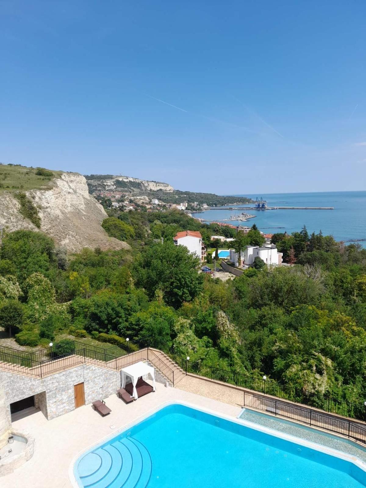 Queen'S Palace Balchik Apartment Exterior photo